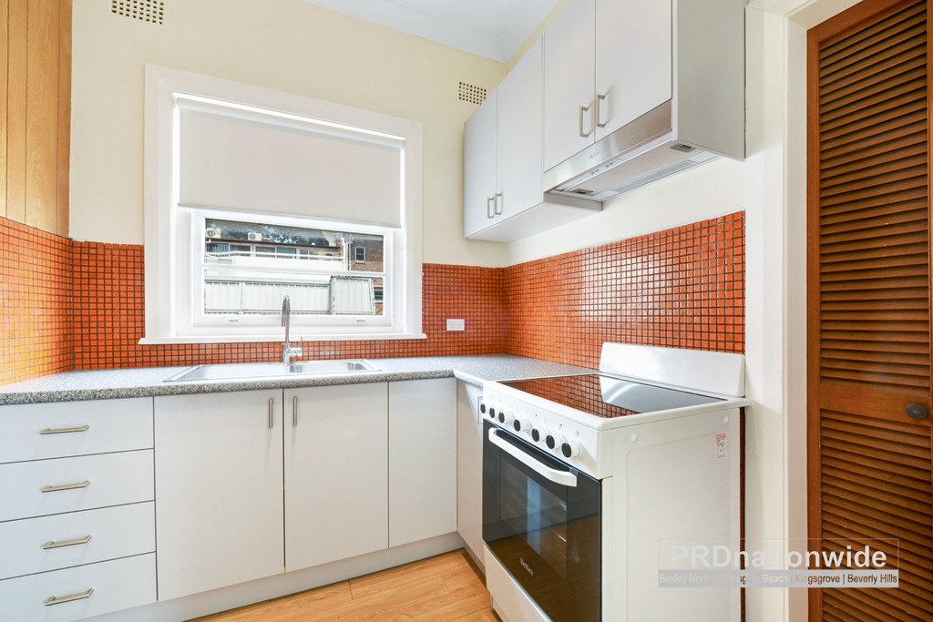 1 Moondani Rd  BEVERLY HILLS 3