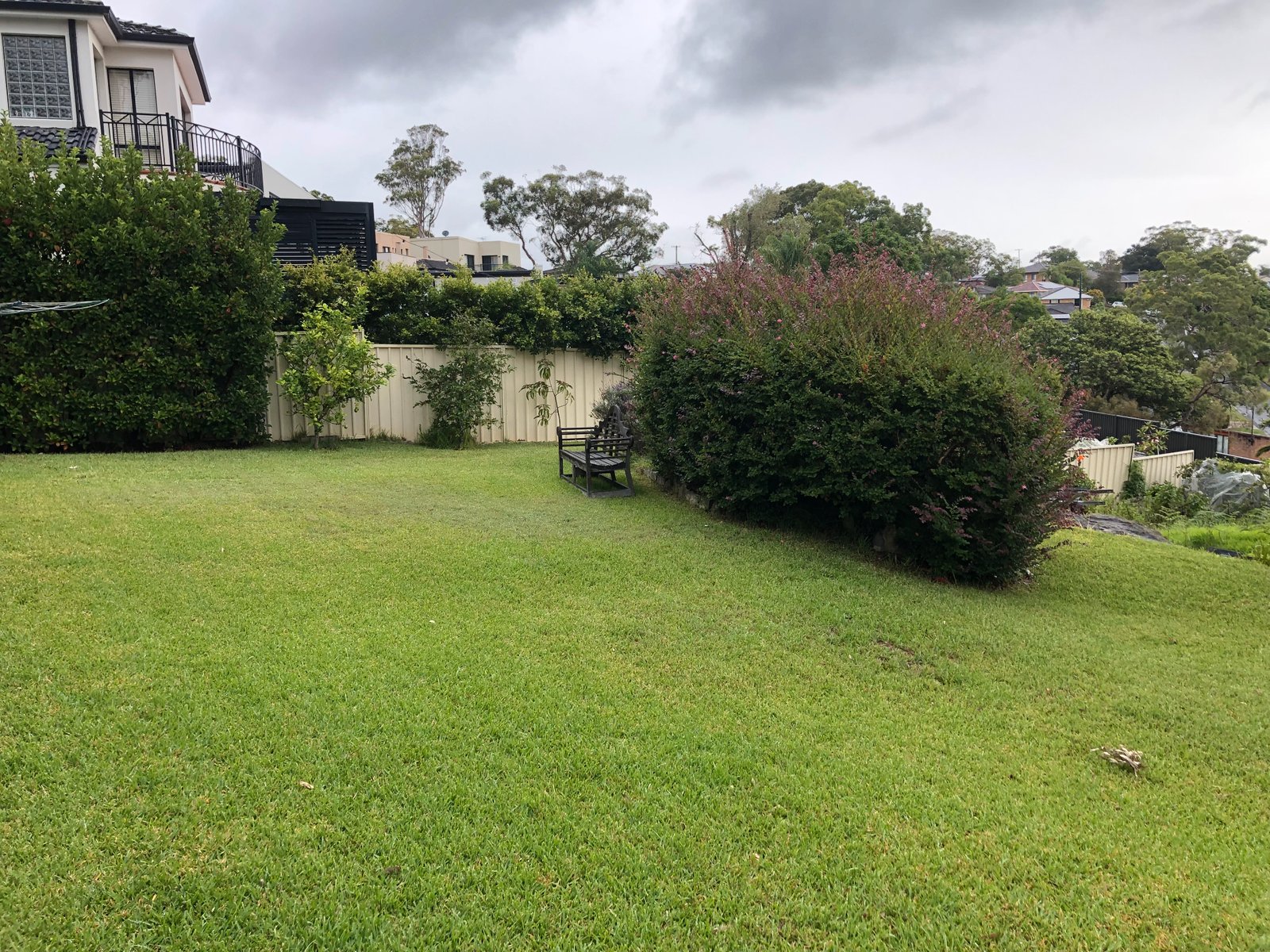 1 Moons Avenue LUGARNO 3