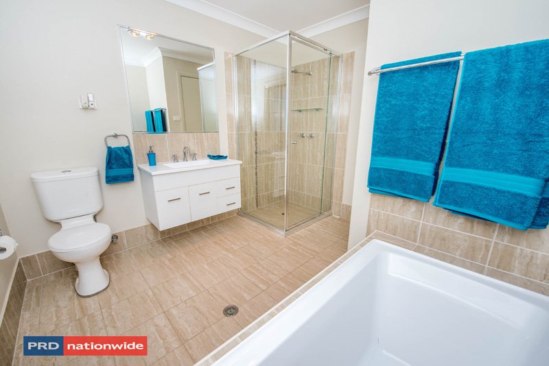 1 Mooring Avenue CORLETTE 5