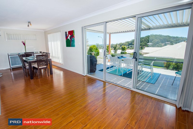 1 Mooring Avenue CORLETTE 12