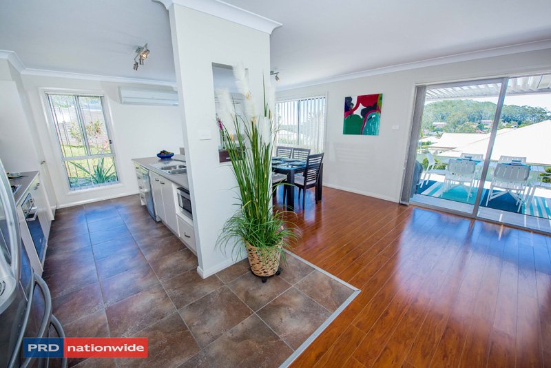 1 Mooring Avenue CORLETTE 8