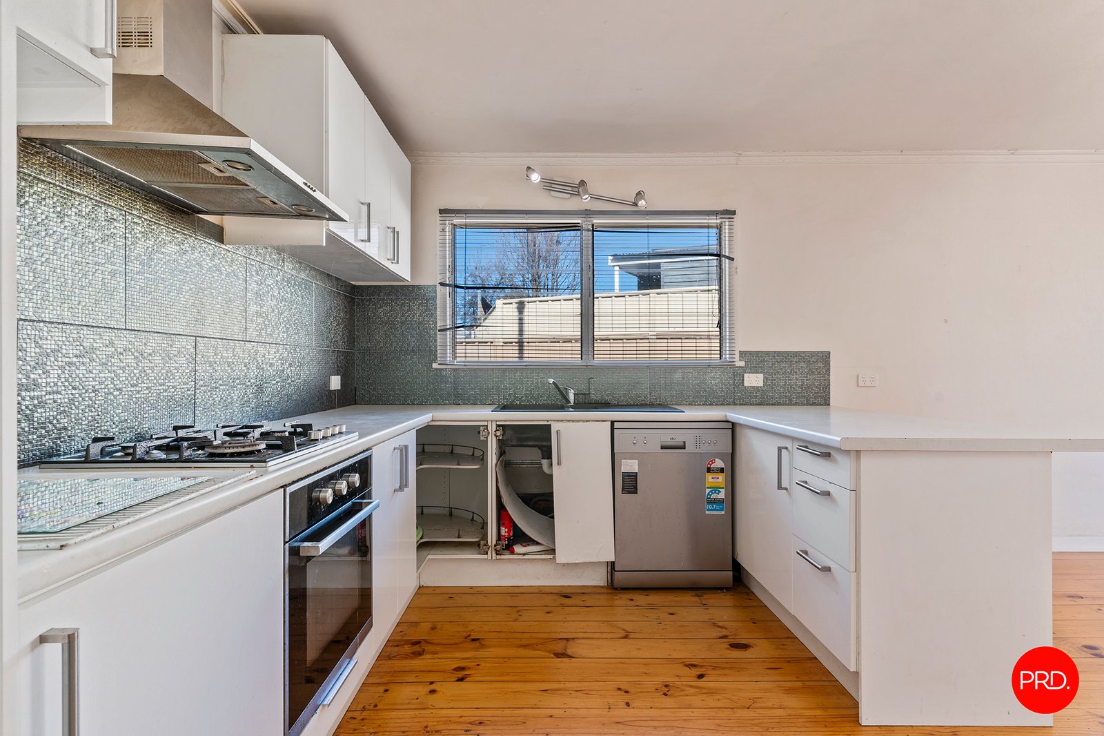 1 Morrison St KANGAROO FLAT 4