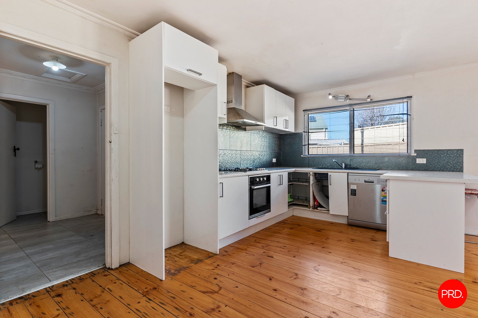 1 Morrison St KANGAROO FLAT 6