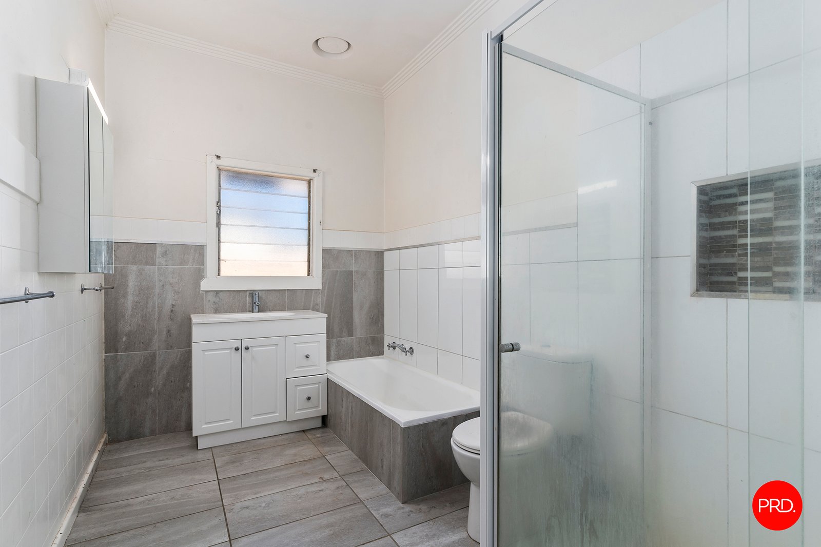 1 Morrison St KANGAROO FLAT 12