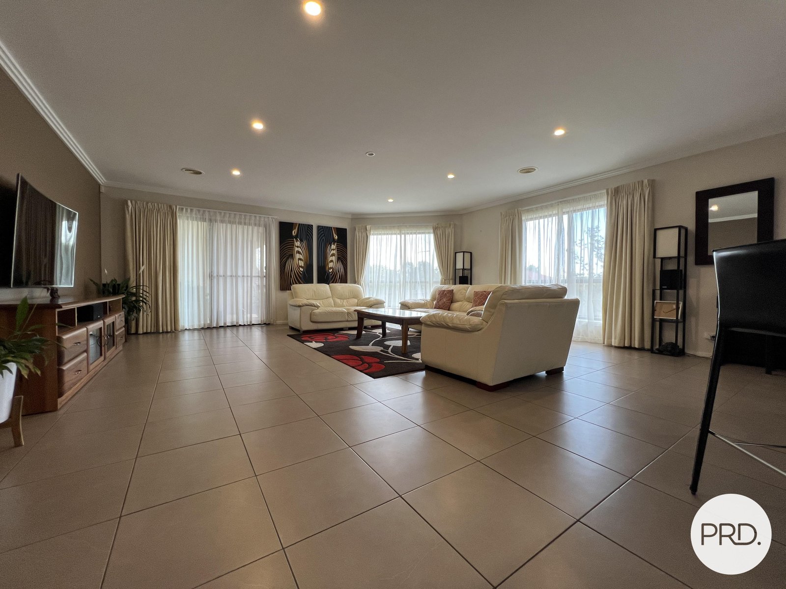 1 Moses Street BUNGENDORE 9