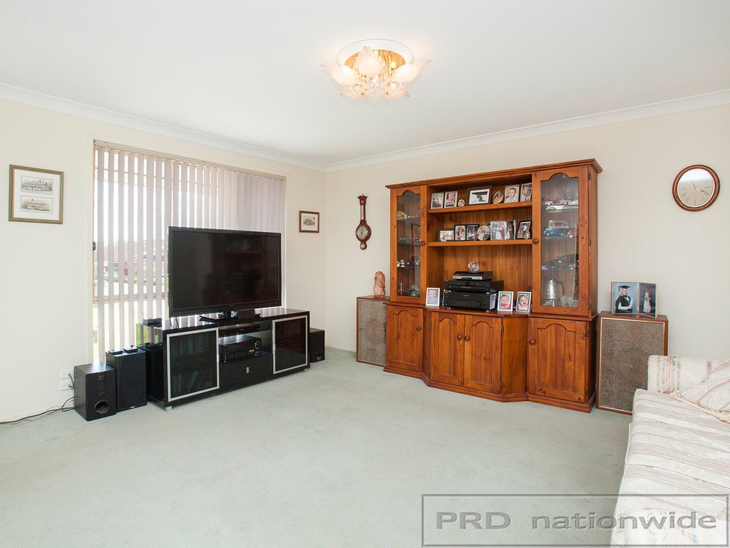 1 Mudan Close EAST MAITLAND 2