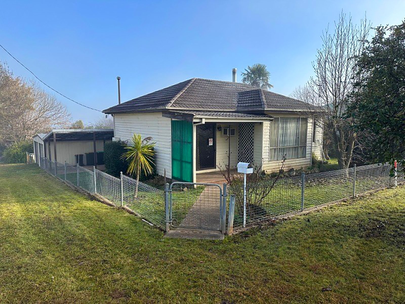 1 Murray Street TUMBARUMBA 1