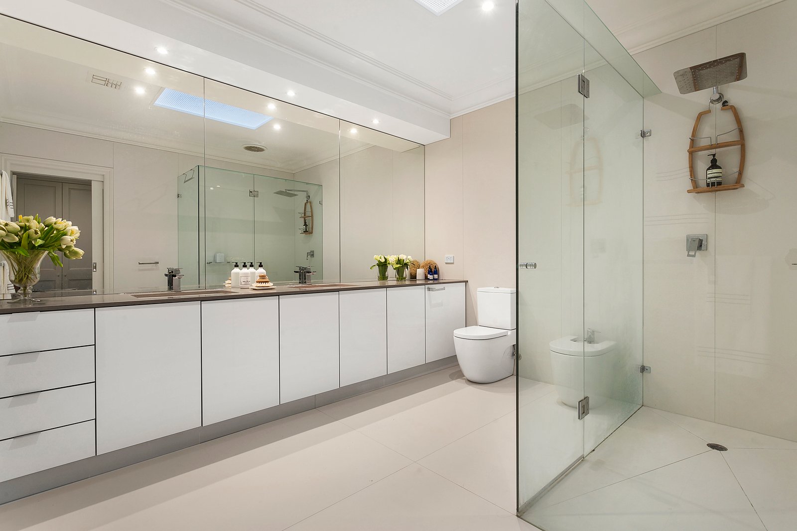 Real Estate and Property in 1 Myvore Court, Toorak, VIC