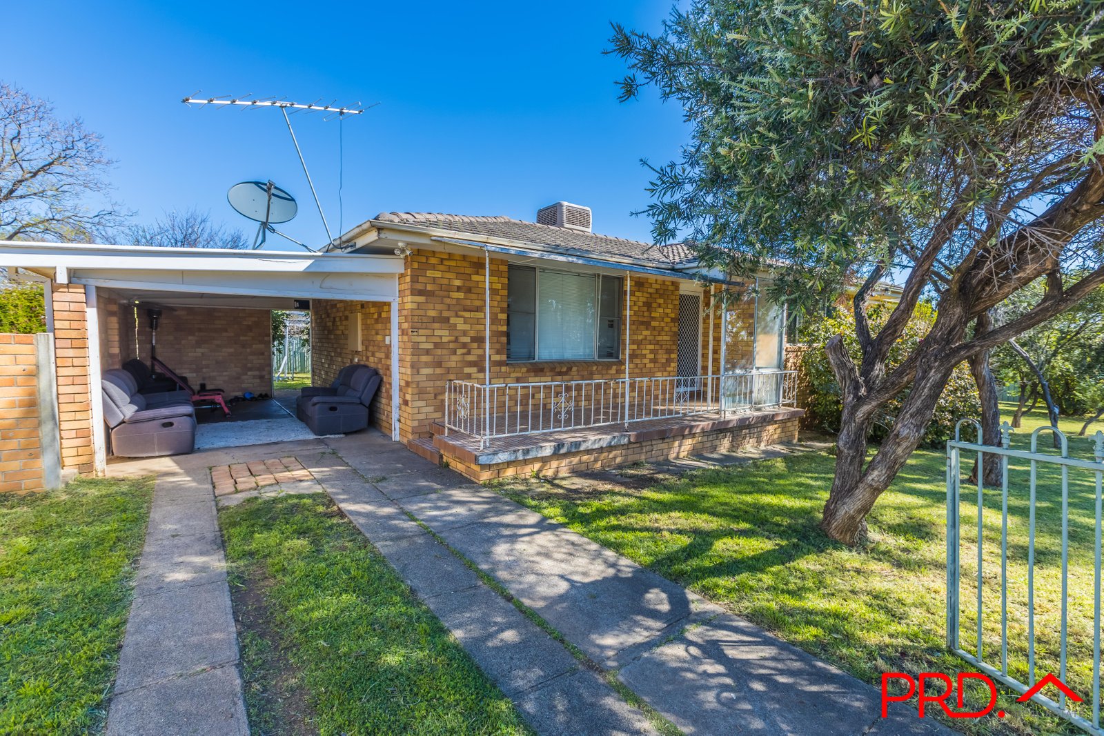 1 Nancy Street TAMWORTH 2