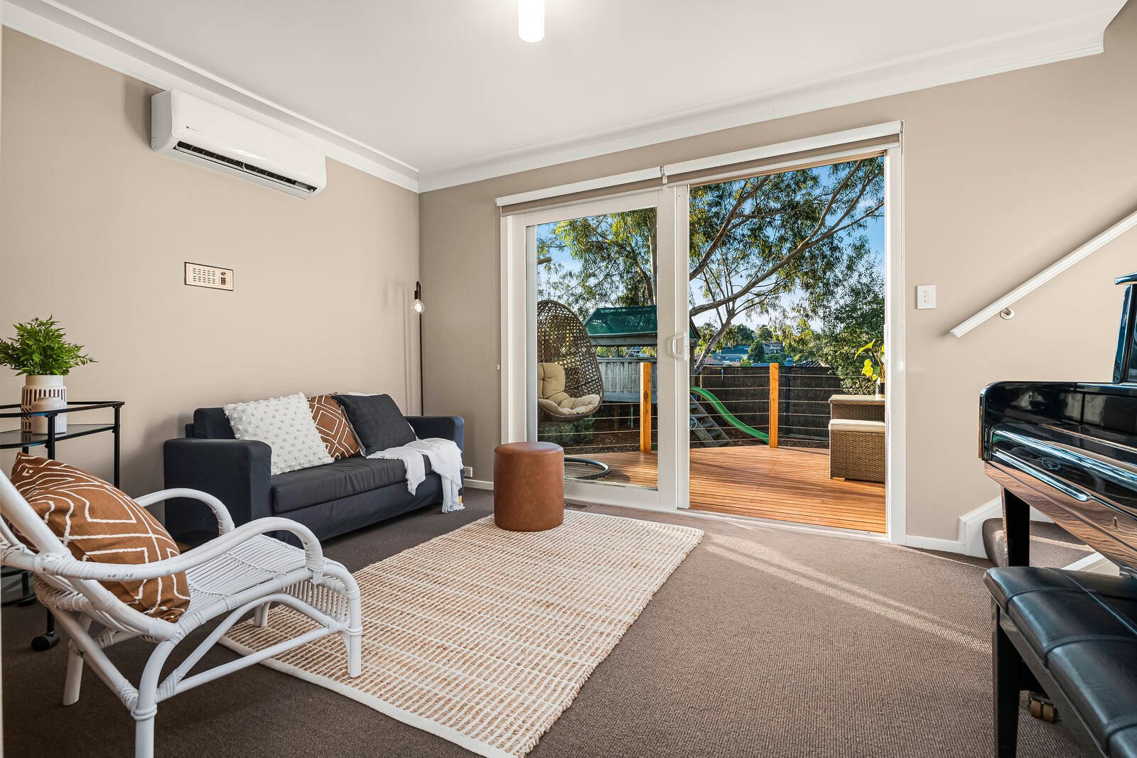 Real Estate and Property in 1 Narcissus Court, Doncaster East, VIC