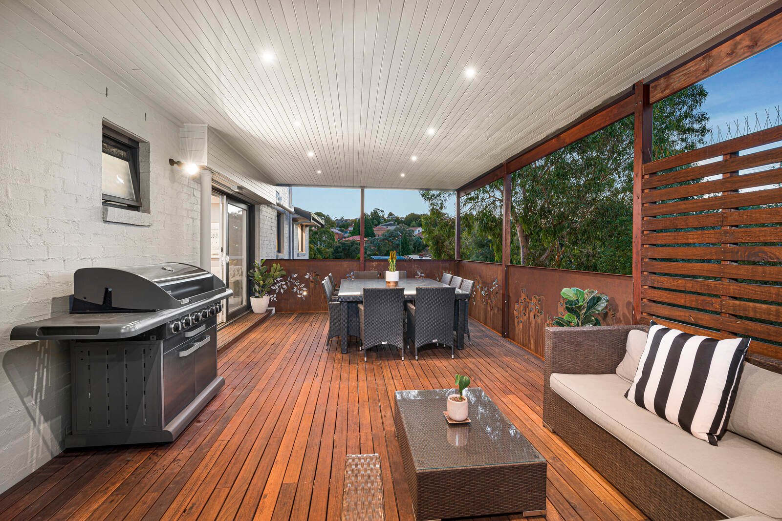 Real Estate and Property in 1 Narcissus Court, Doncaster East, VIC