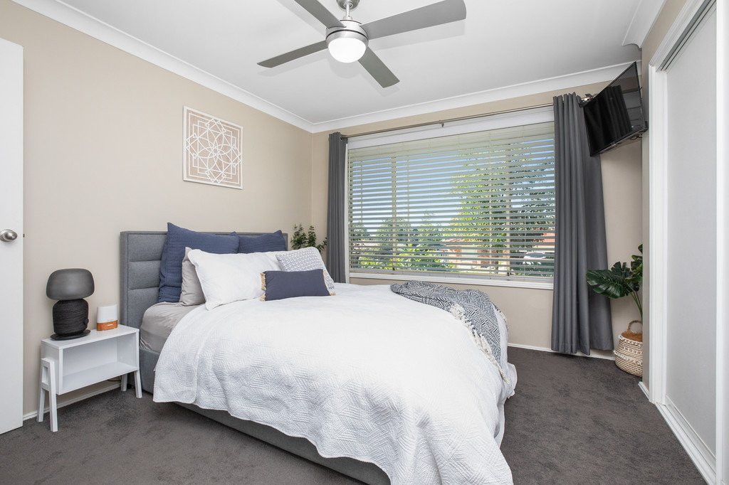 1 Nardoo Avenue ABERGLASSLYN 11