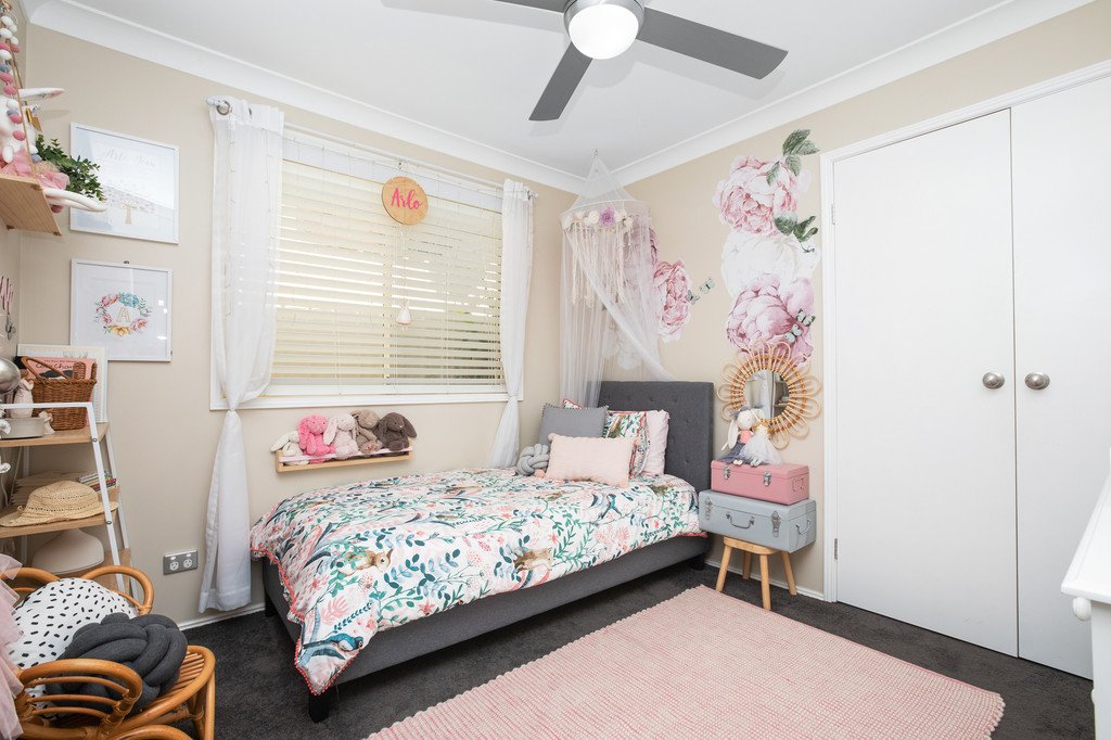 1 Nardoo Avenue ABERGLASSLYN 17