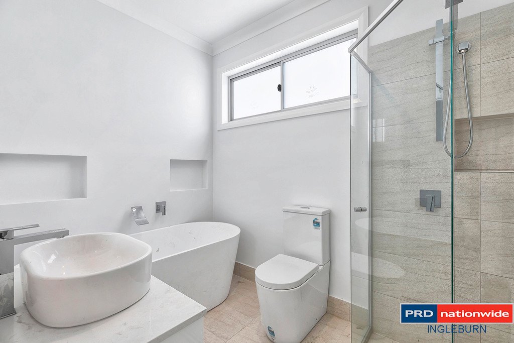 1 Needlebush Avenue DENHAM COURT 5