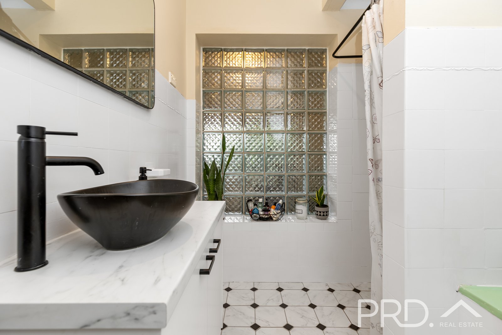 1 Nellis Street BATLOW 9