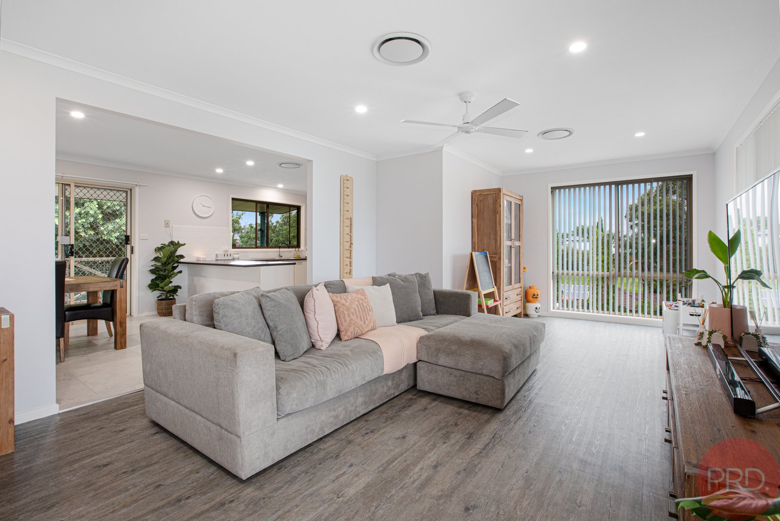 1 Nicolena Crescent RUTHERFORD 3