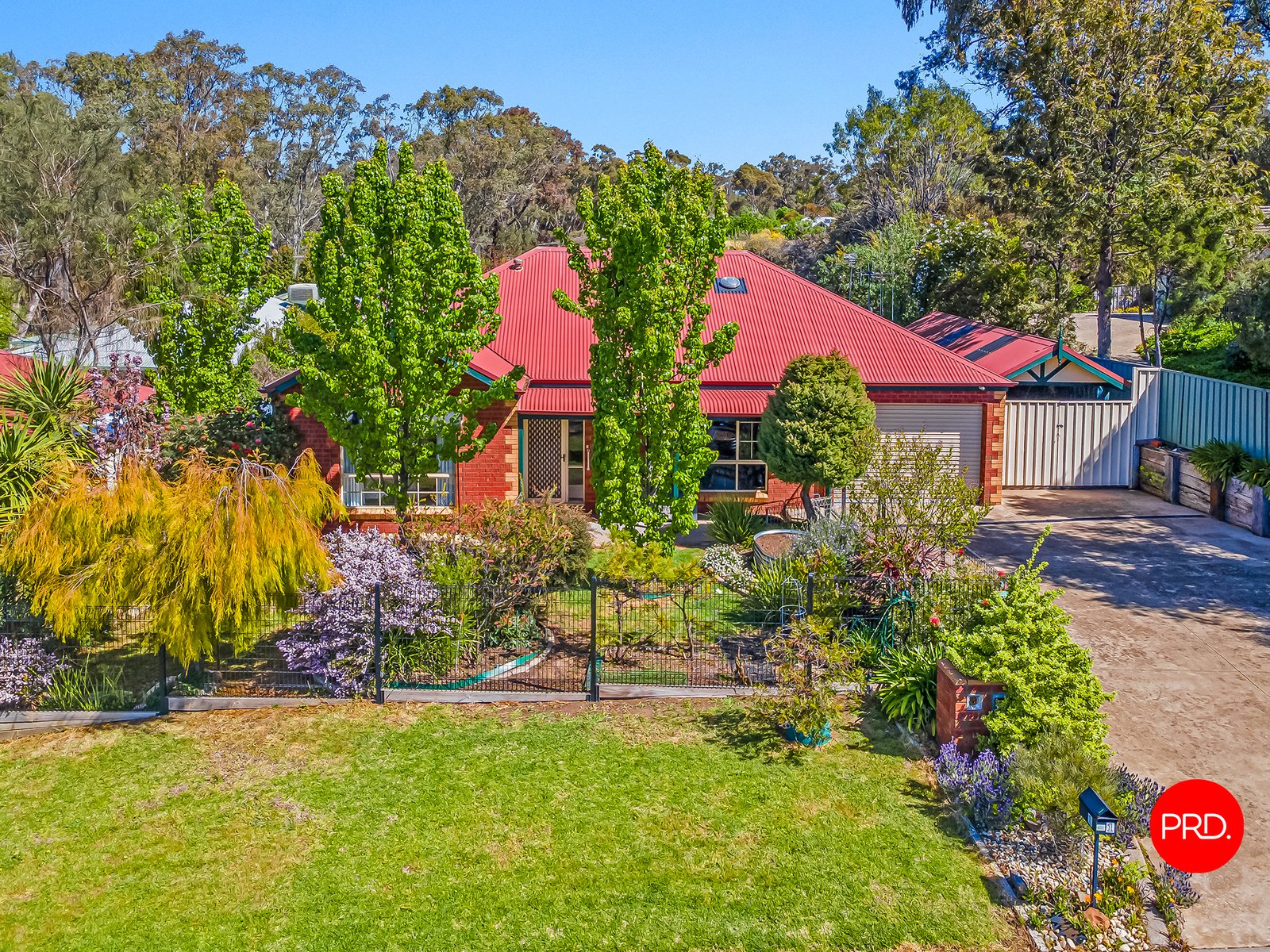 1 Noel Place SPRING GULLY 1