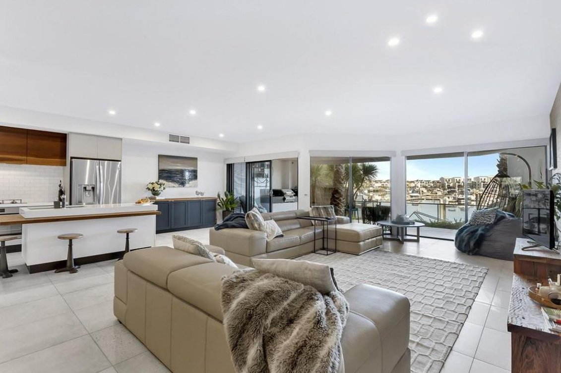 Gallery: 1 North Shore Drive