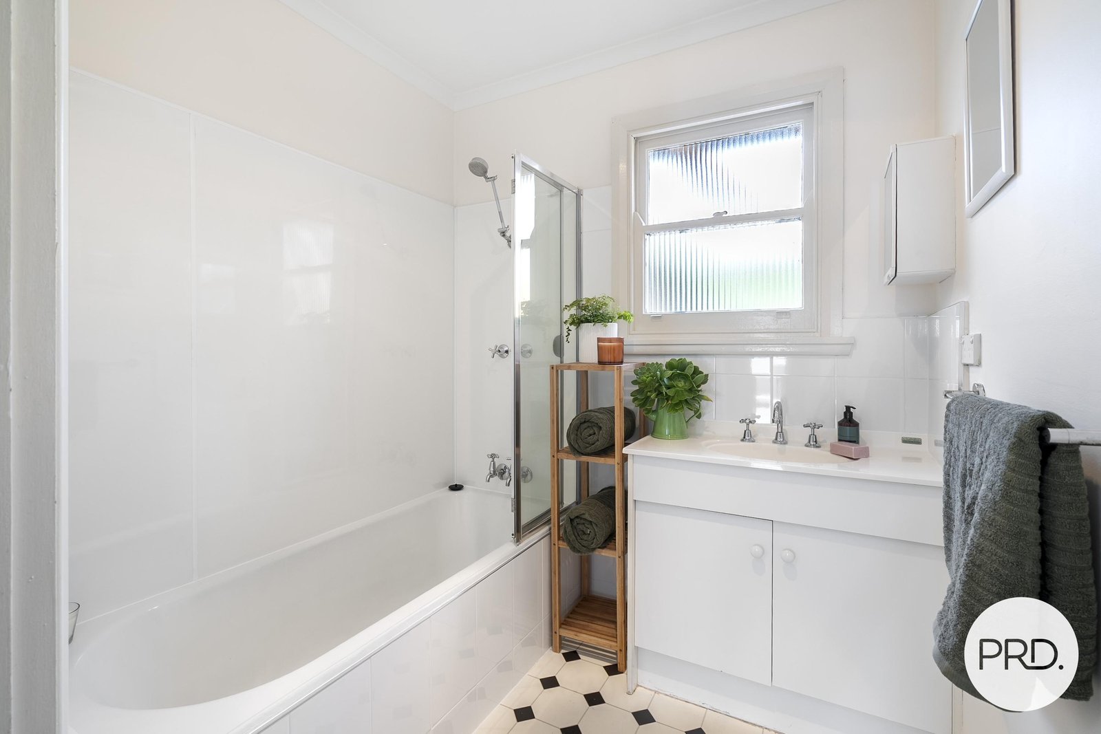 1 Northcote Road MOONAH 16