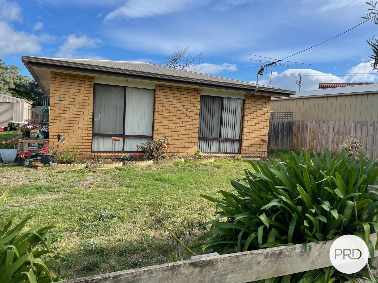 1 Ocean Grove CARLTON 1