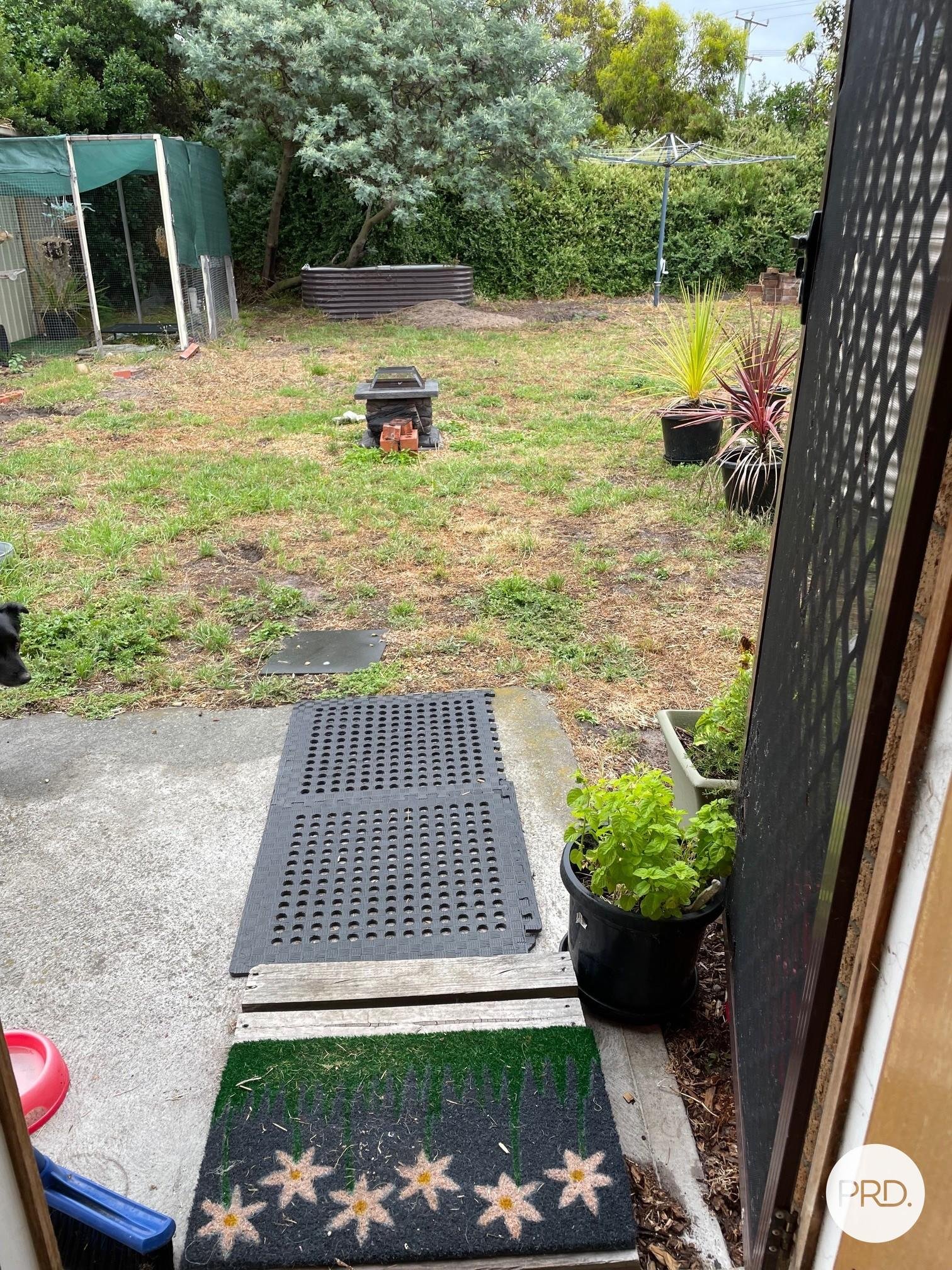 1 Ocean Grove CARLTON 8