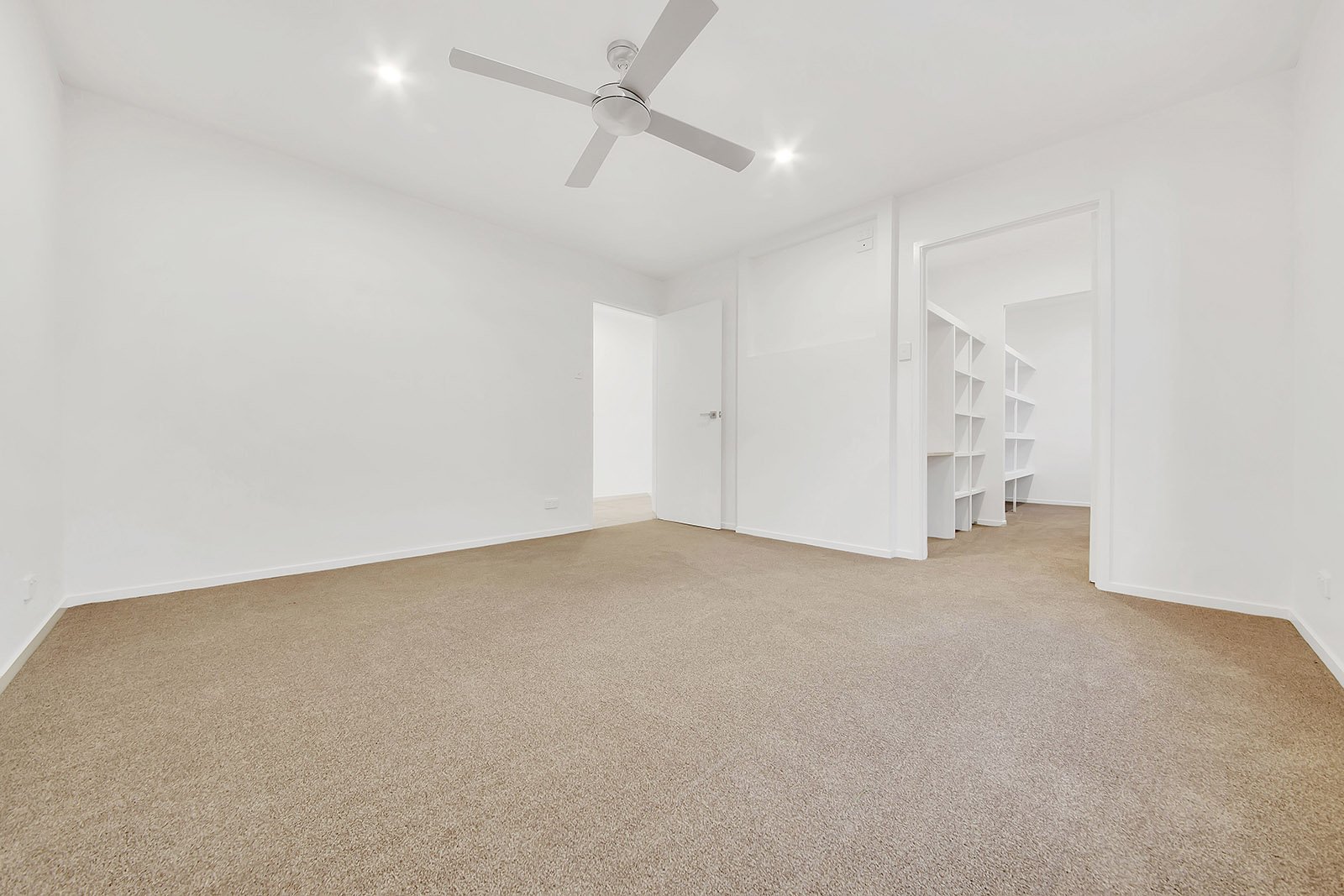 1 Ocean Street TANNUM SANDS 15