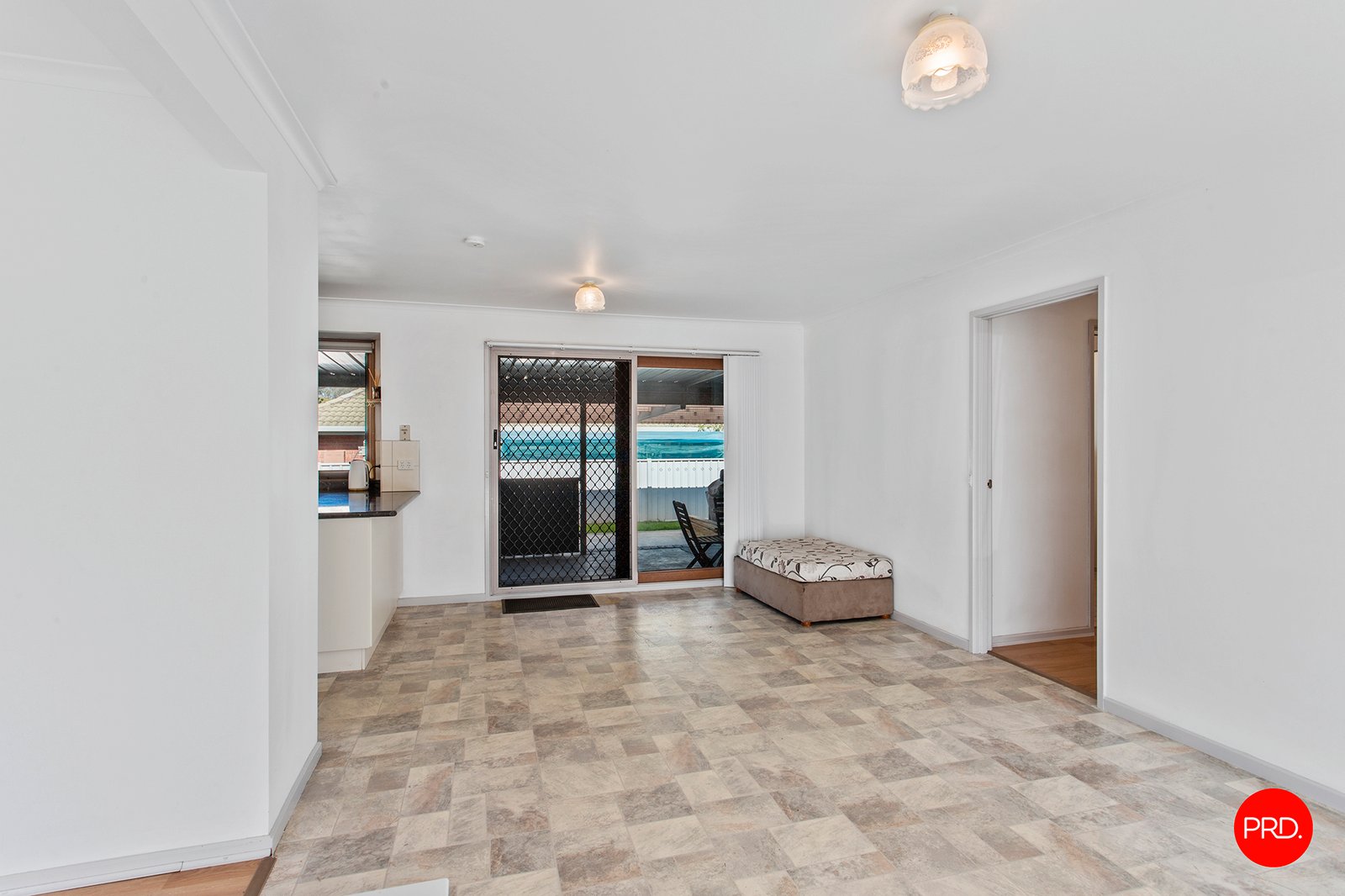1 Odea Crescent KANGAROO FLAT 8
