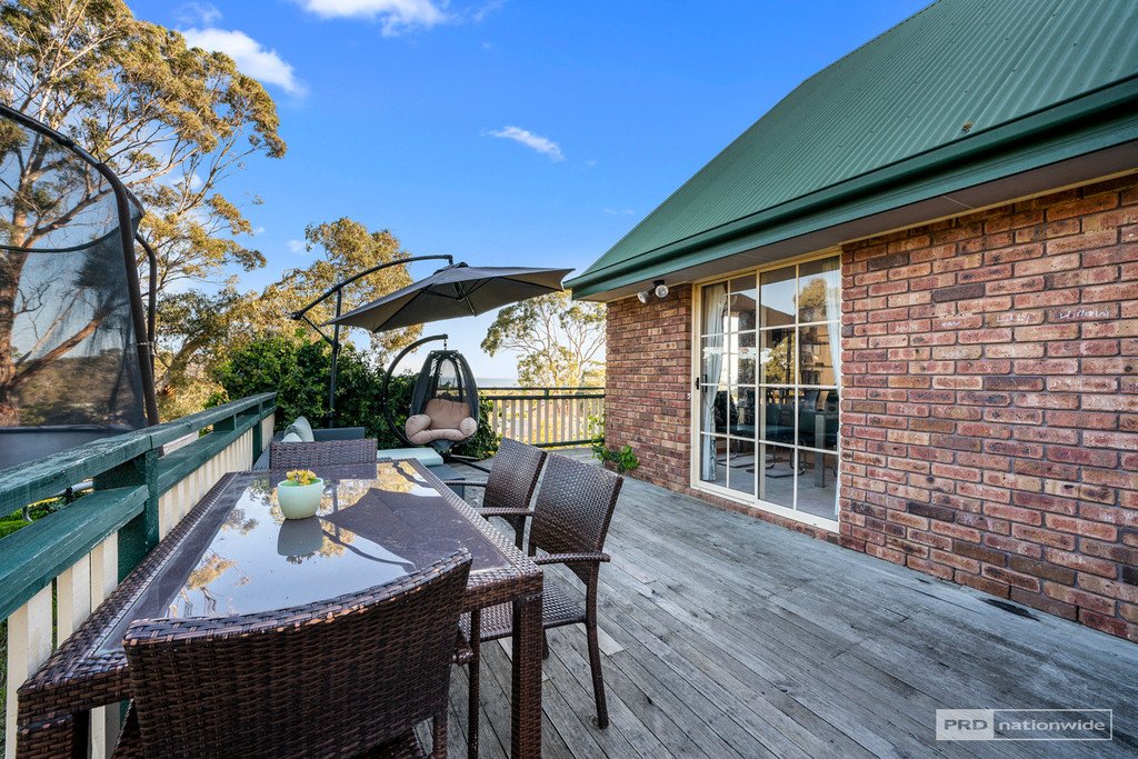 1 Olinka Court CARLTON 24