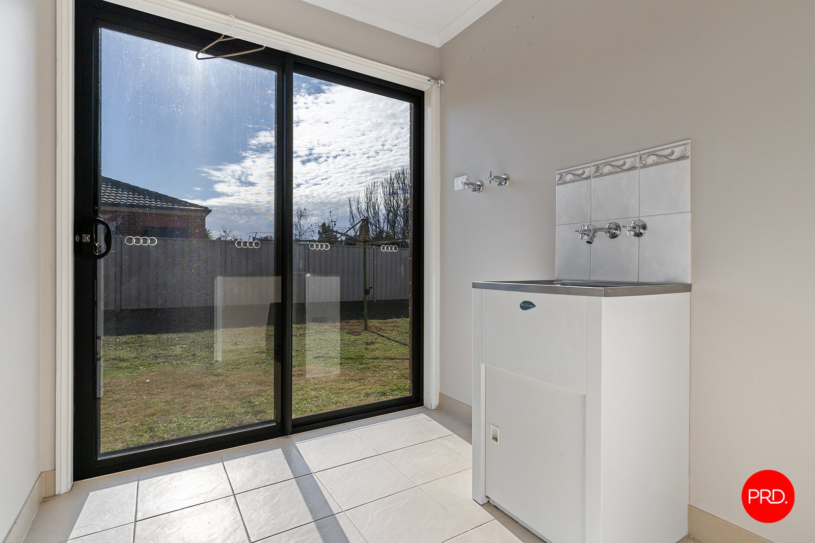 1 Ombana Court ASCOT 17