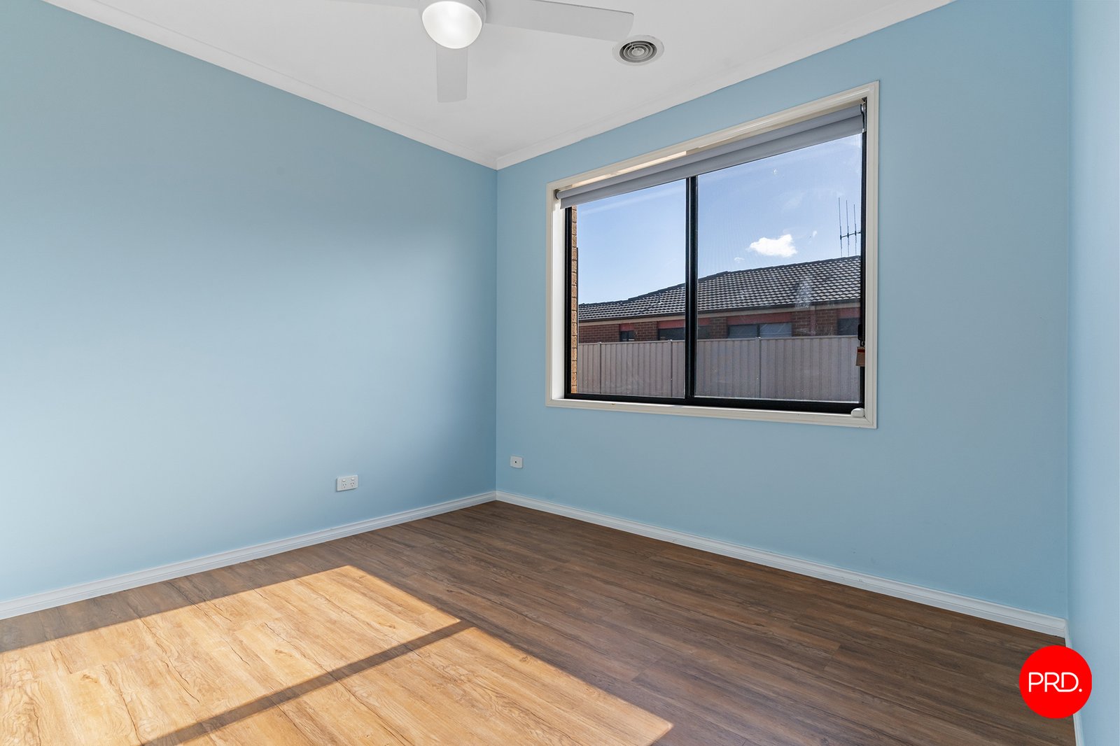 1 Ombana Court ASCOT 12