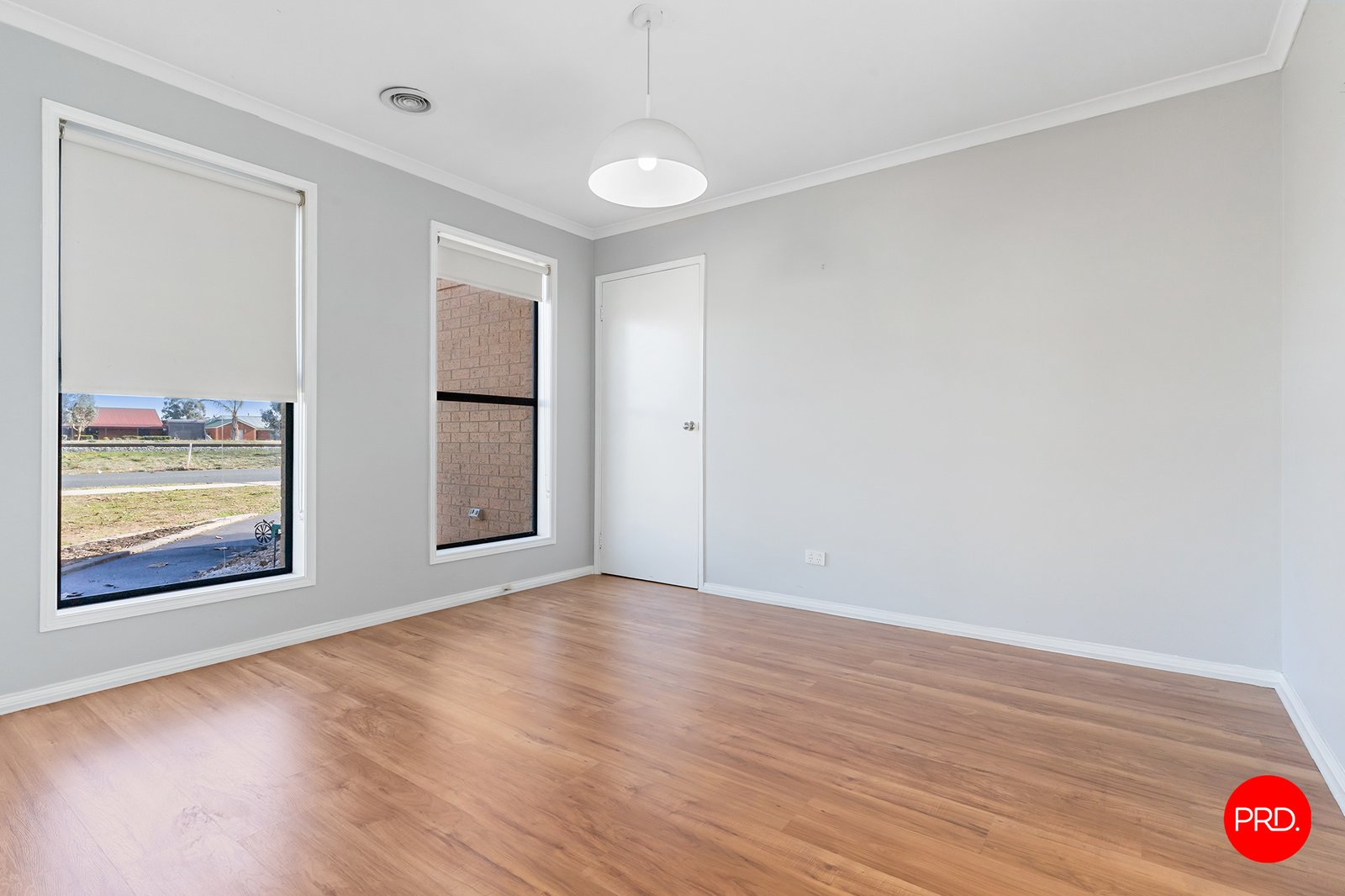 1 Ombana Court ASCOT 16