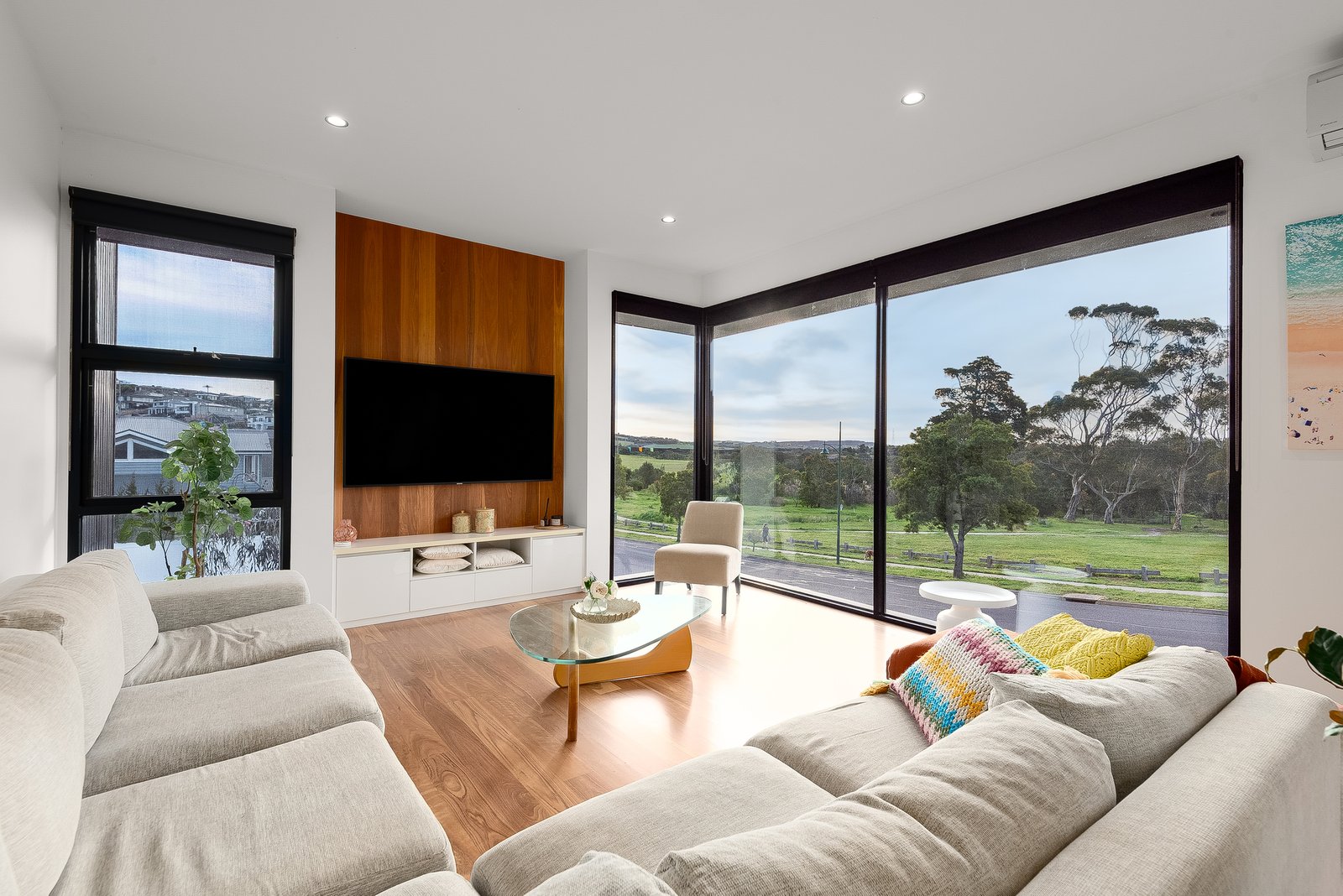 Gallery: 1 Orchardview Court