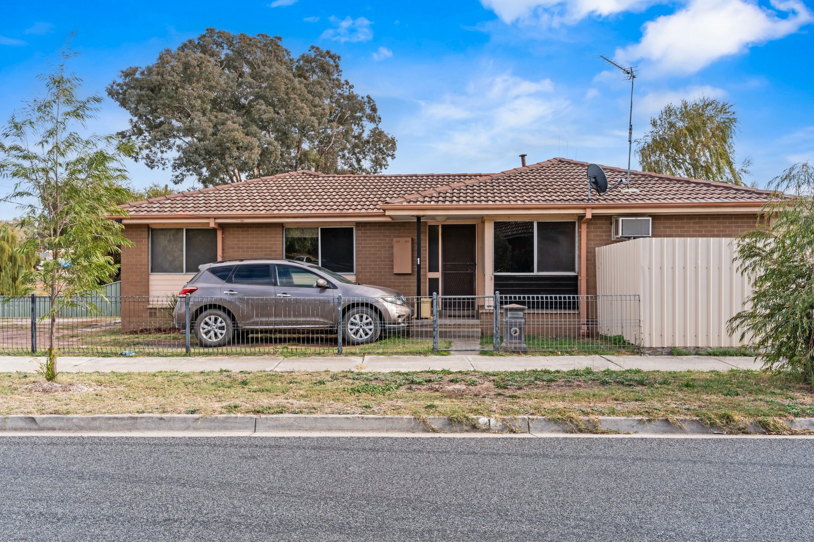 1 Ore Street LONG GULLY 1