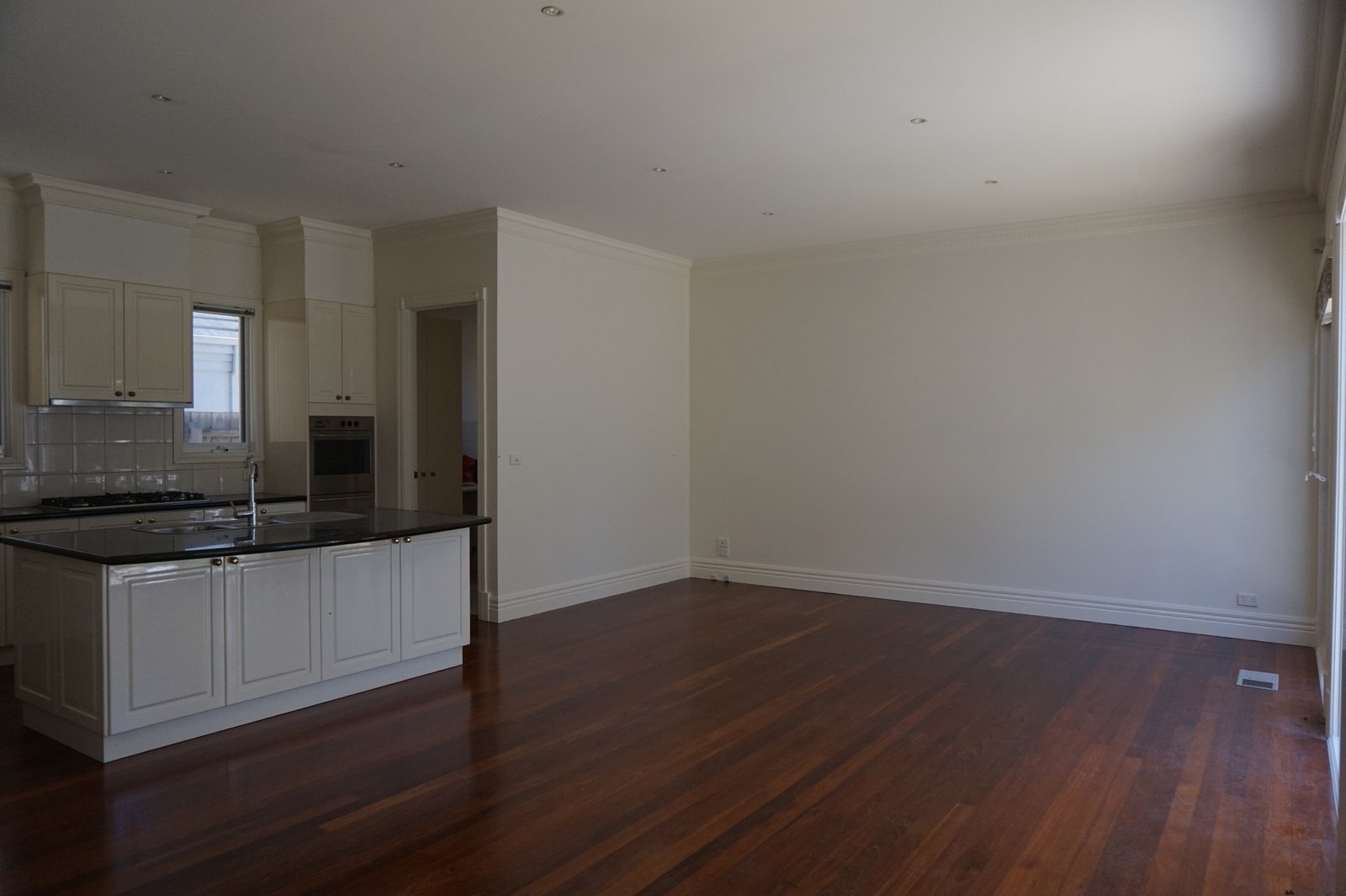 Gallery: 1 Outer Crescent
