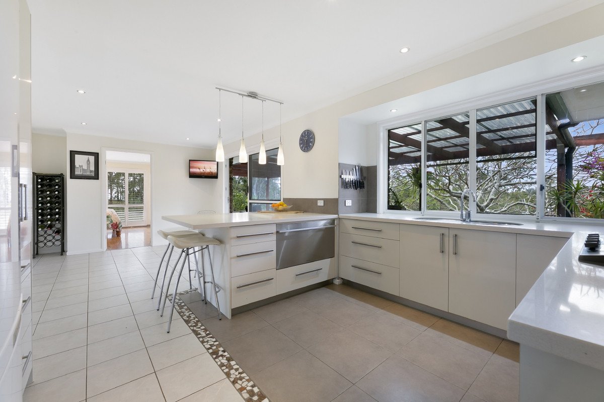 1 Padamo Court Tallebudgera 4