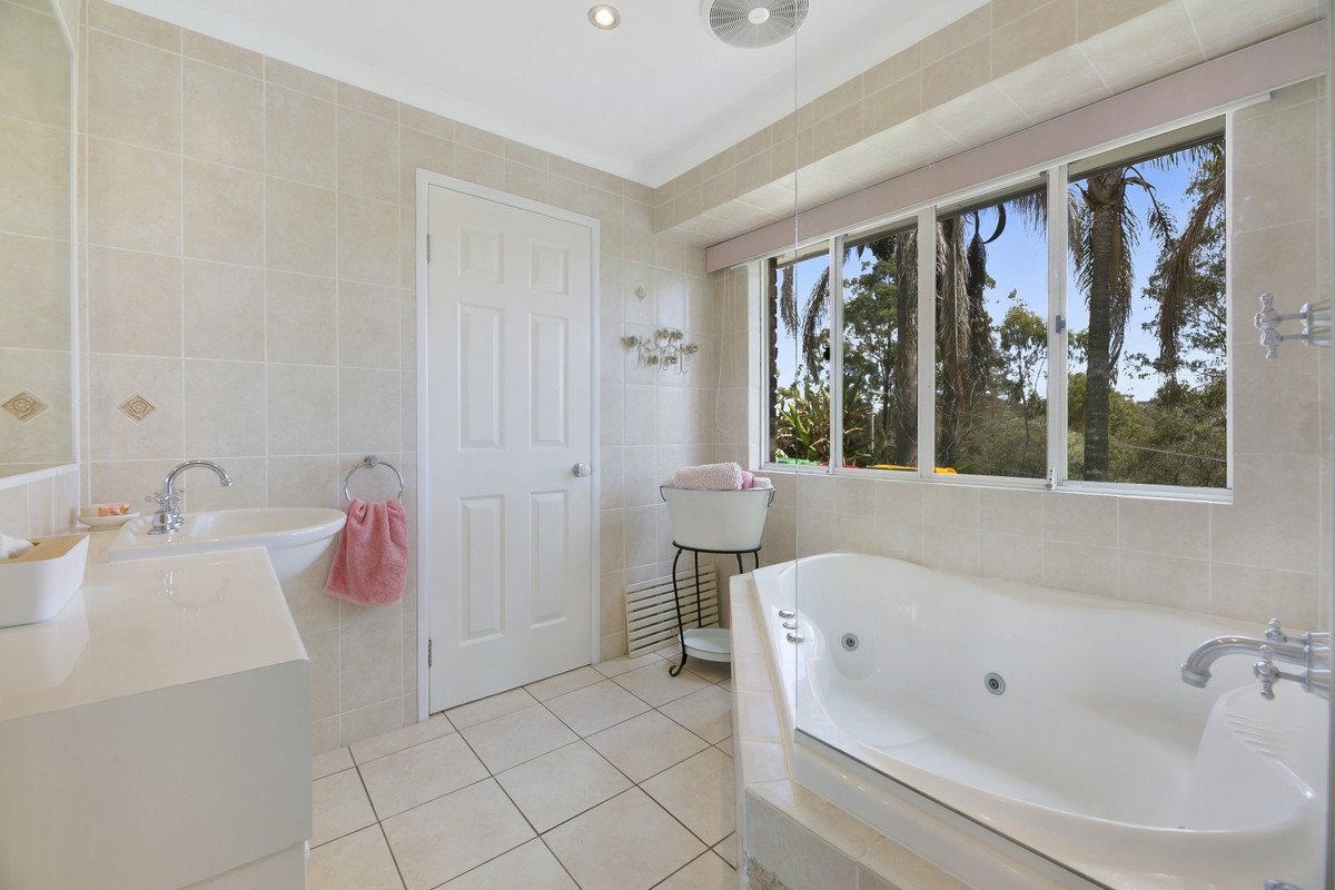 1 Padamo Court Tallebudgera 20