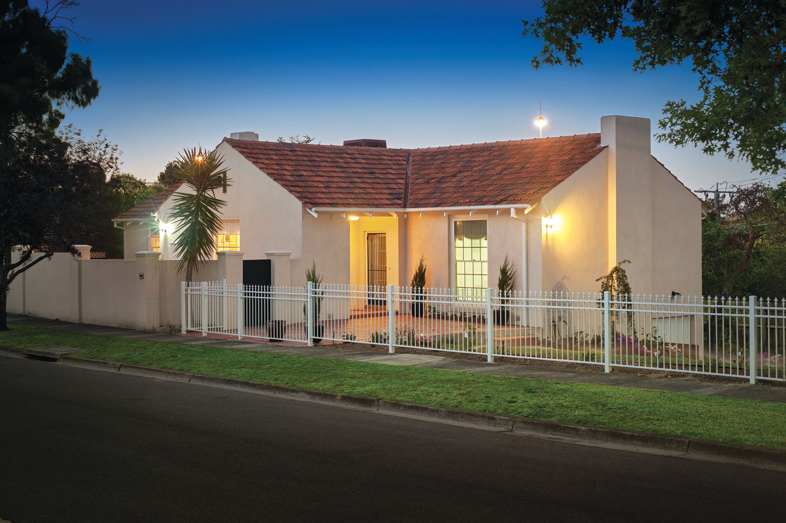 1 Page Avenue, Kew East, VIC