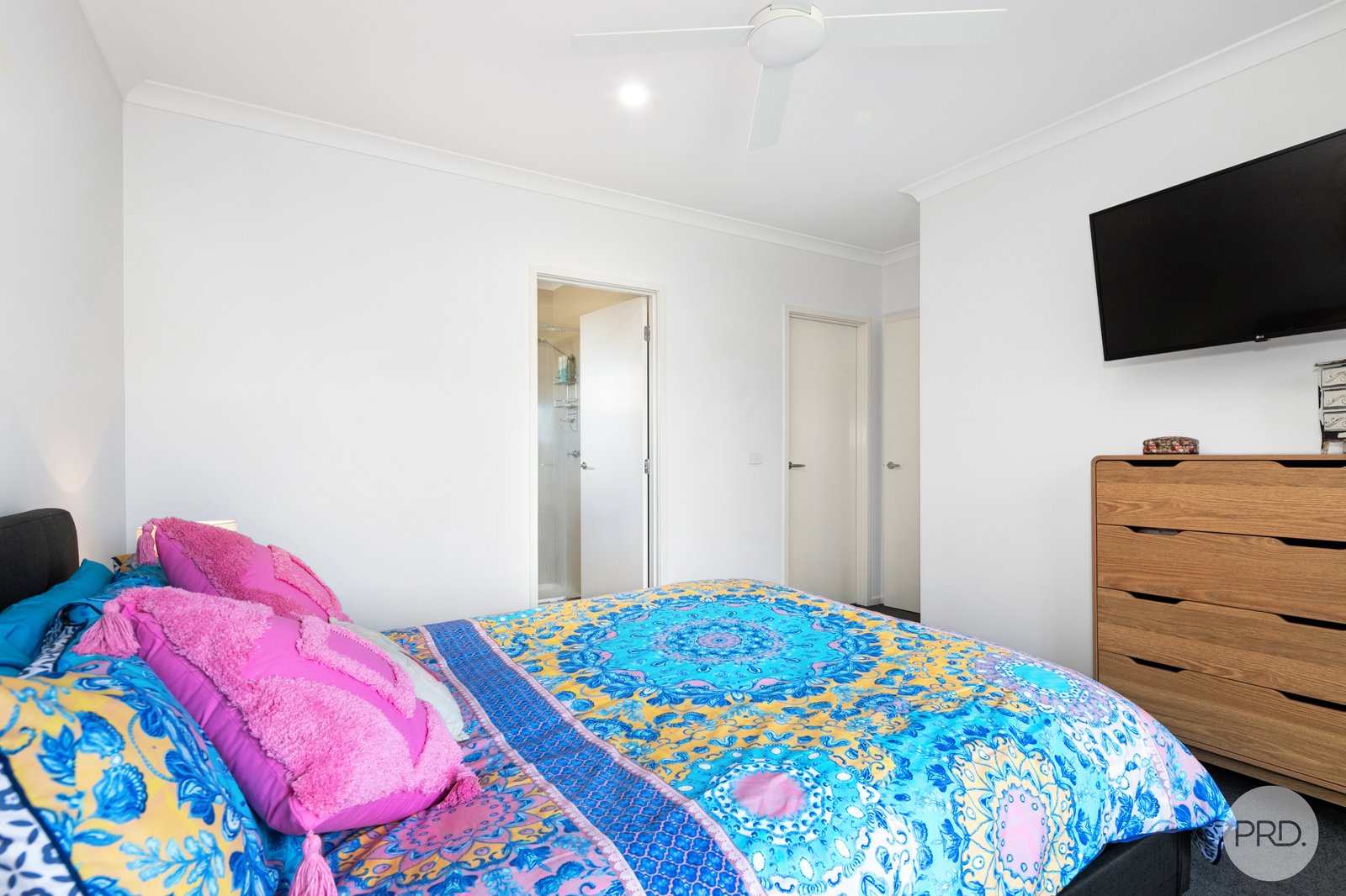 1 Palace Road WINTER VALLEY 3