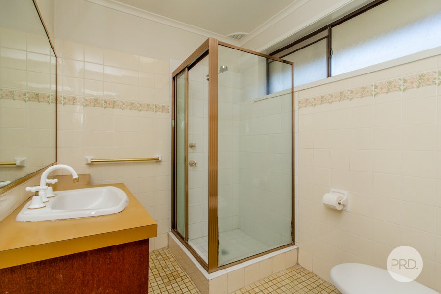 1 Pamela Parade LEONAY 11