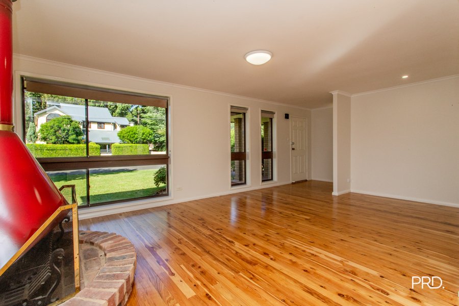 1 Pamela Parade Leonay 3