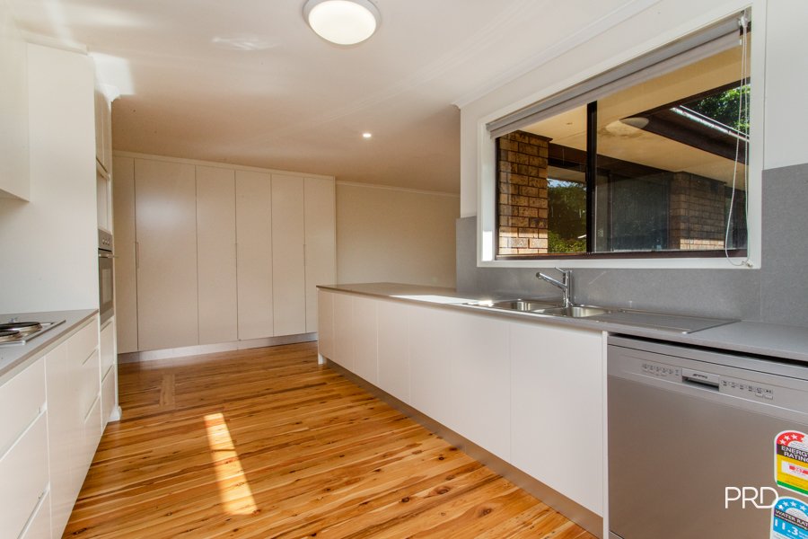 1 Pamela Parade Leonay 6