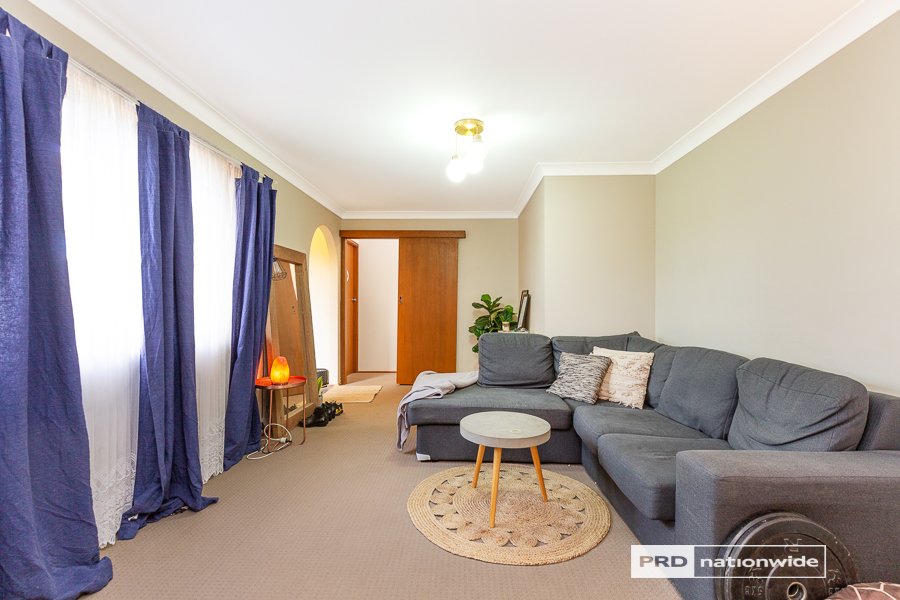 1 Panorama Road TAMWORTH 5