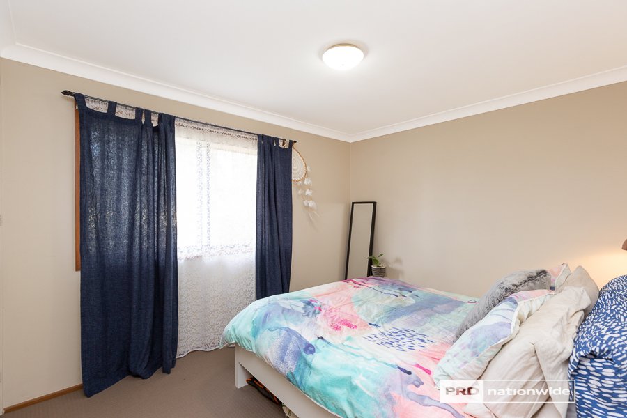 1 Panorama Road TAMWORTH 12