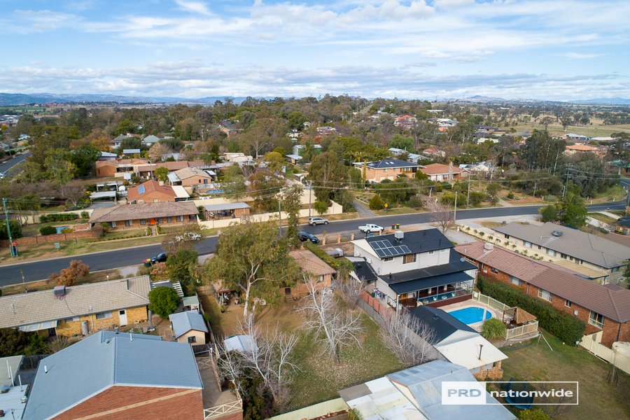 1 Panorama Road TAMWORTH 26