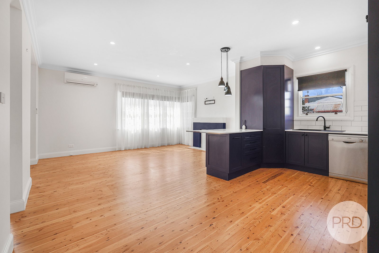 1 Patterson Street TAMWORTH 8
