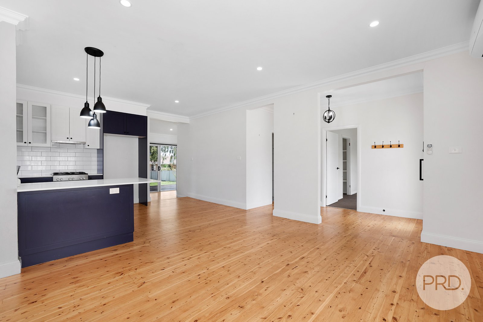 1 Patterson Street TAMWORTH 9
