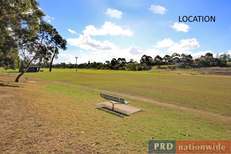 1 Peake Pde  PEAKHURST 9