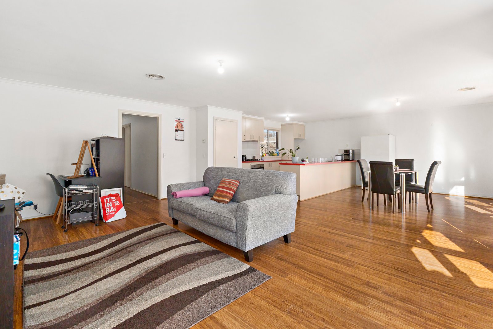 Gallery: 1 Pebble Close