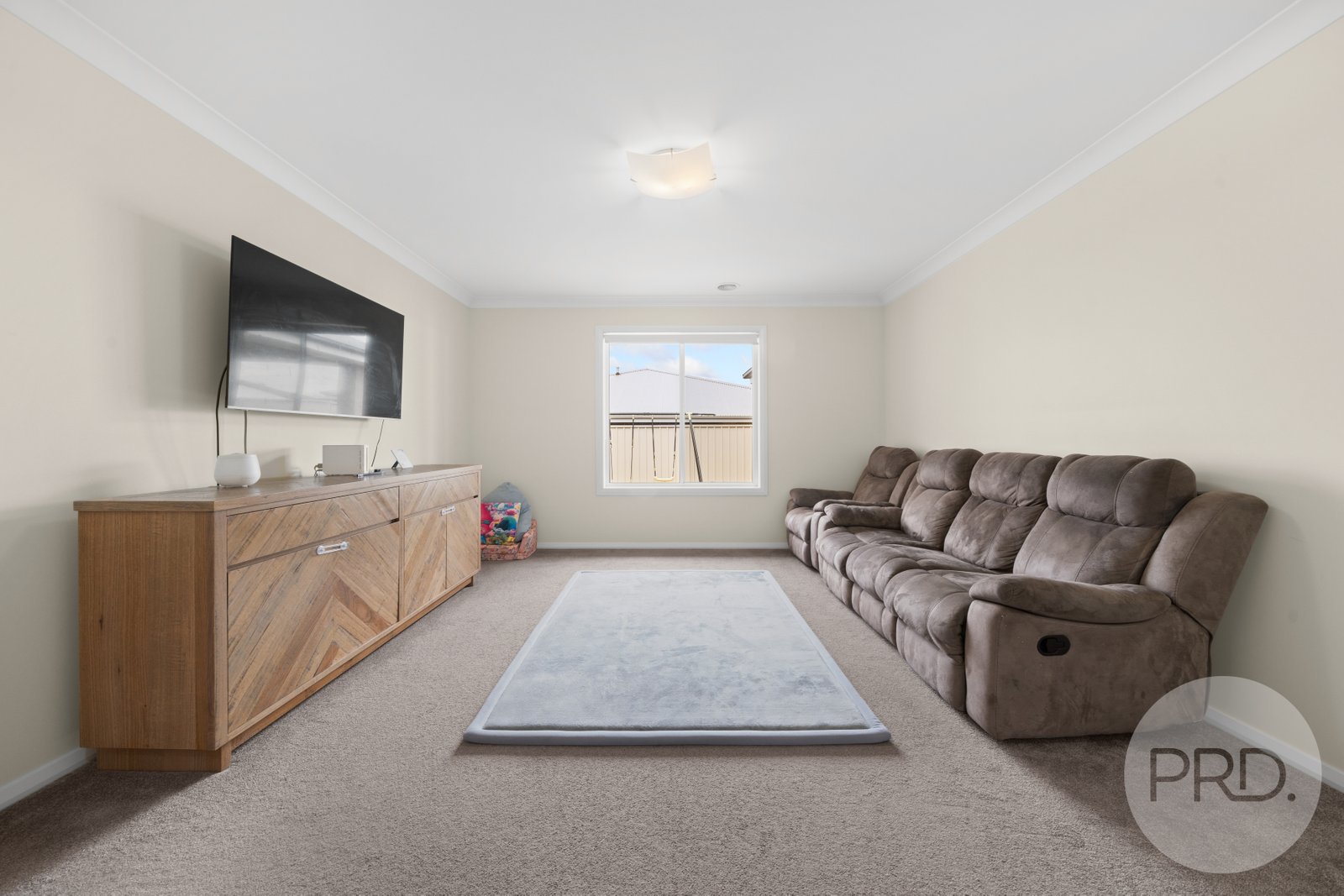 1 Peppin Way GOBBAGOMBALIN 2