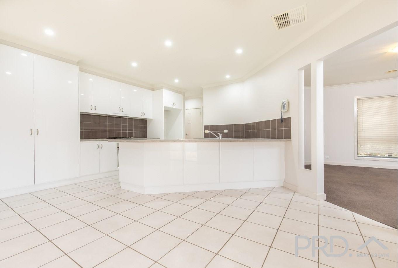 1 Peter John Court MILDURA 5